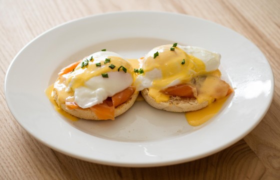 Eggs Royale with Hollandaise Sauce